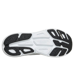 Max Cushioning Premier 3