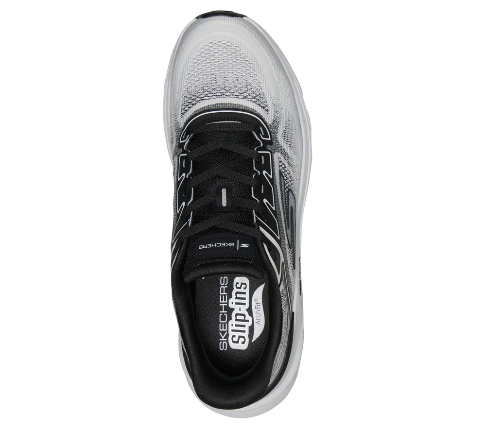 Slip-ins: GO RUN Glide-Step Arch Fit