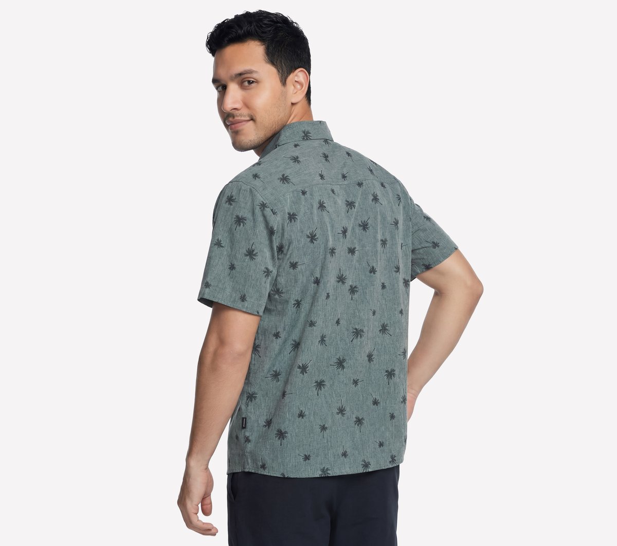 The GO WALK Air Printed Short Sleeve Shirt