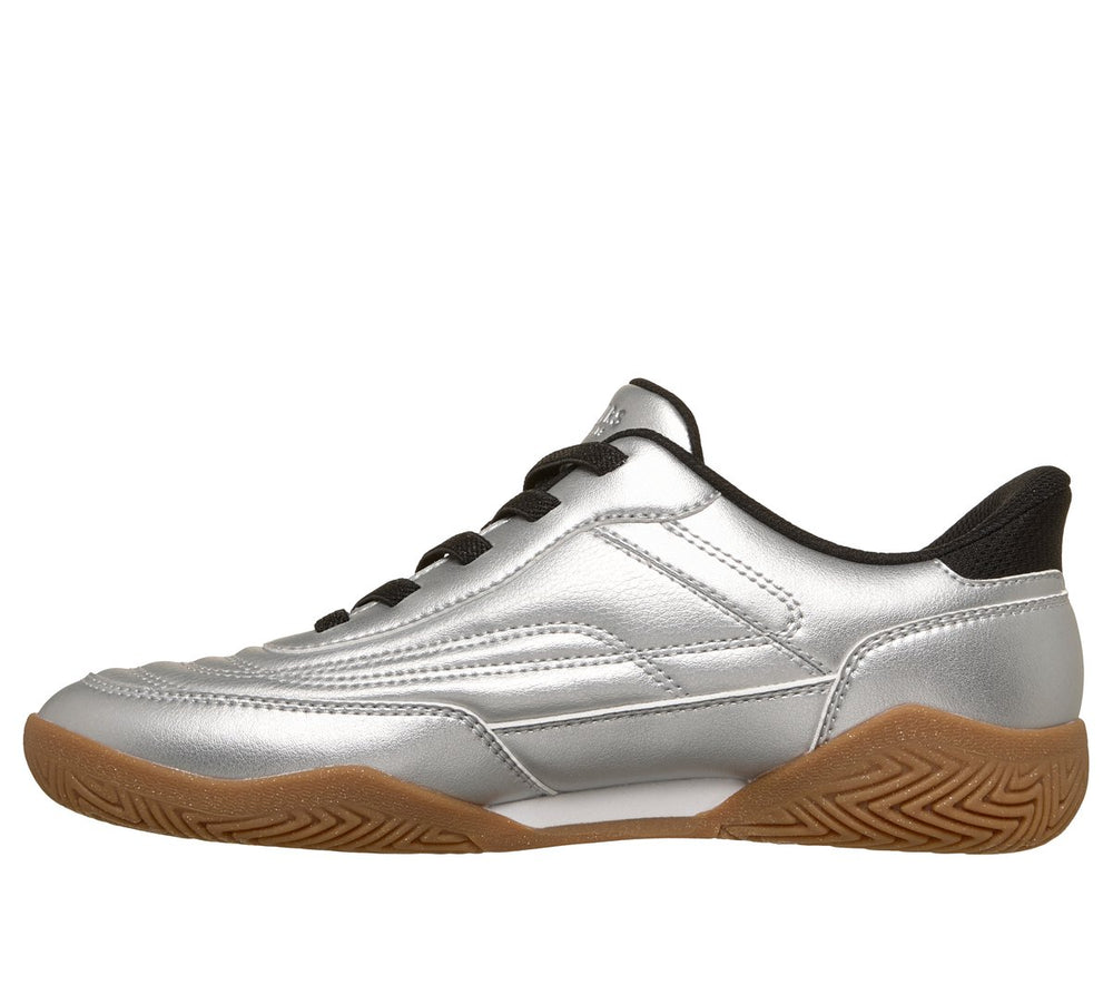 Slip-ins: Zinger Evo - Off Tha Pitch
