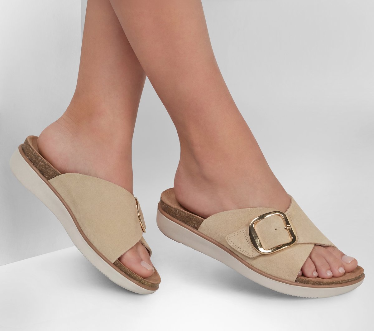 Relaxed Fit: Lifted Comfort - Beyond Classy
