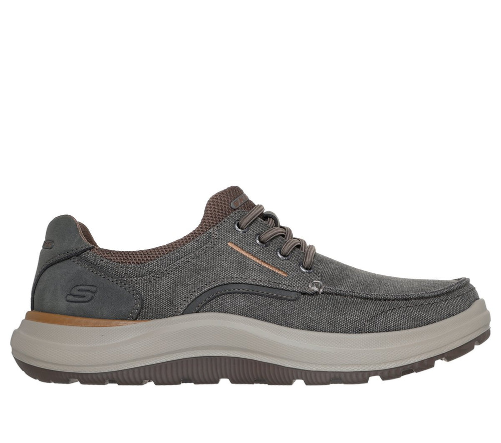 Relaxed Fit: Altman - Finch