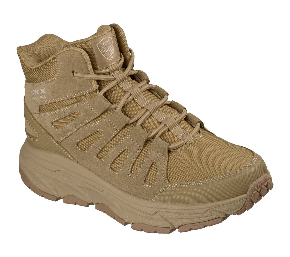 Slip-ins Work Slip-Resistant: D'Lux Journey